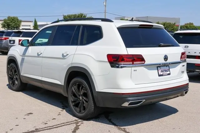 2022 Volkswagen Atlas SE Technology photo 4