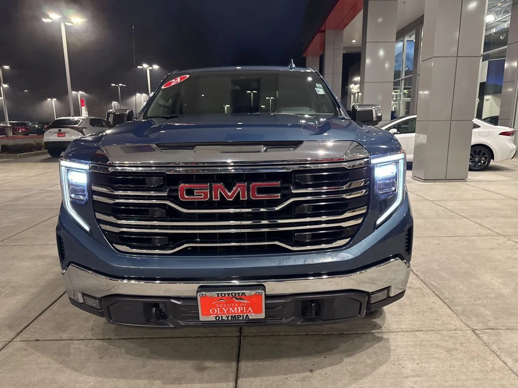 2024 GMC Sierra 1500 SLT - Photo 13