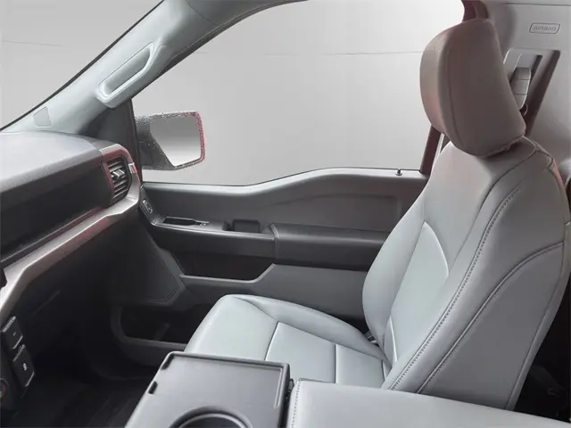 2025 Ford F-150 XL photo 13