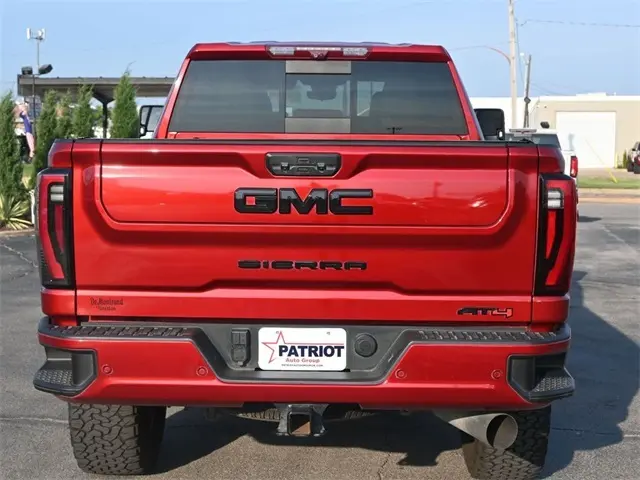 2024 Gmc Sierra HD AT4 photo 6