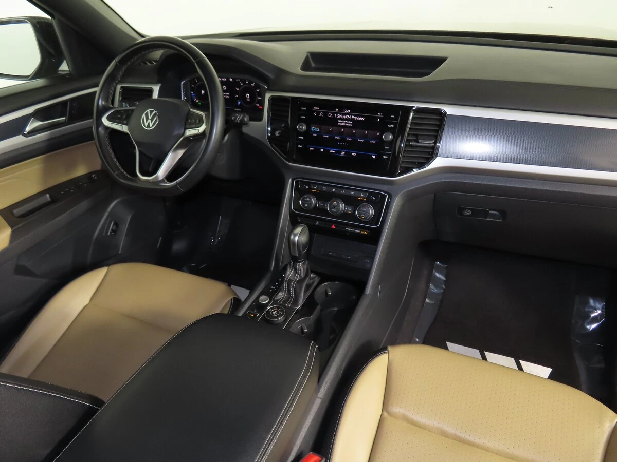 2023 Volkswagen Atlas Cross Sport SE w/Tech - Photo 36