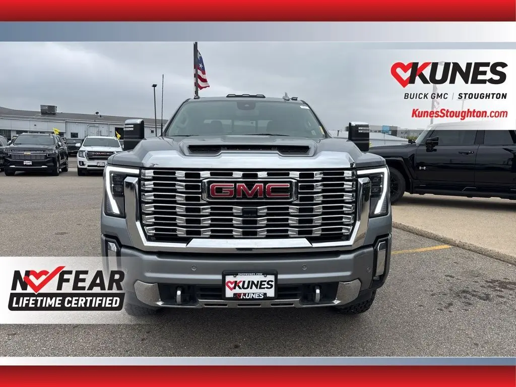 2024 Gmc Sierra HD Denali photo 3