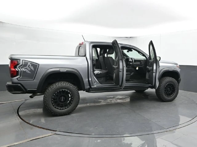 2026 Chevrolet Colorado Trail Boss - Photo 48