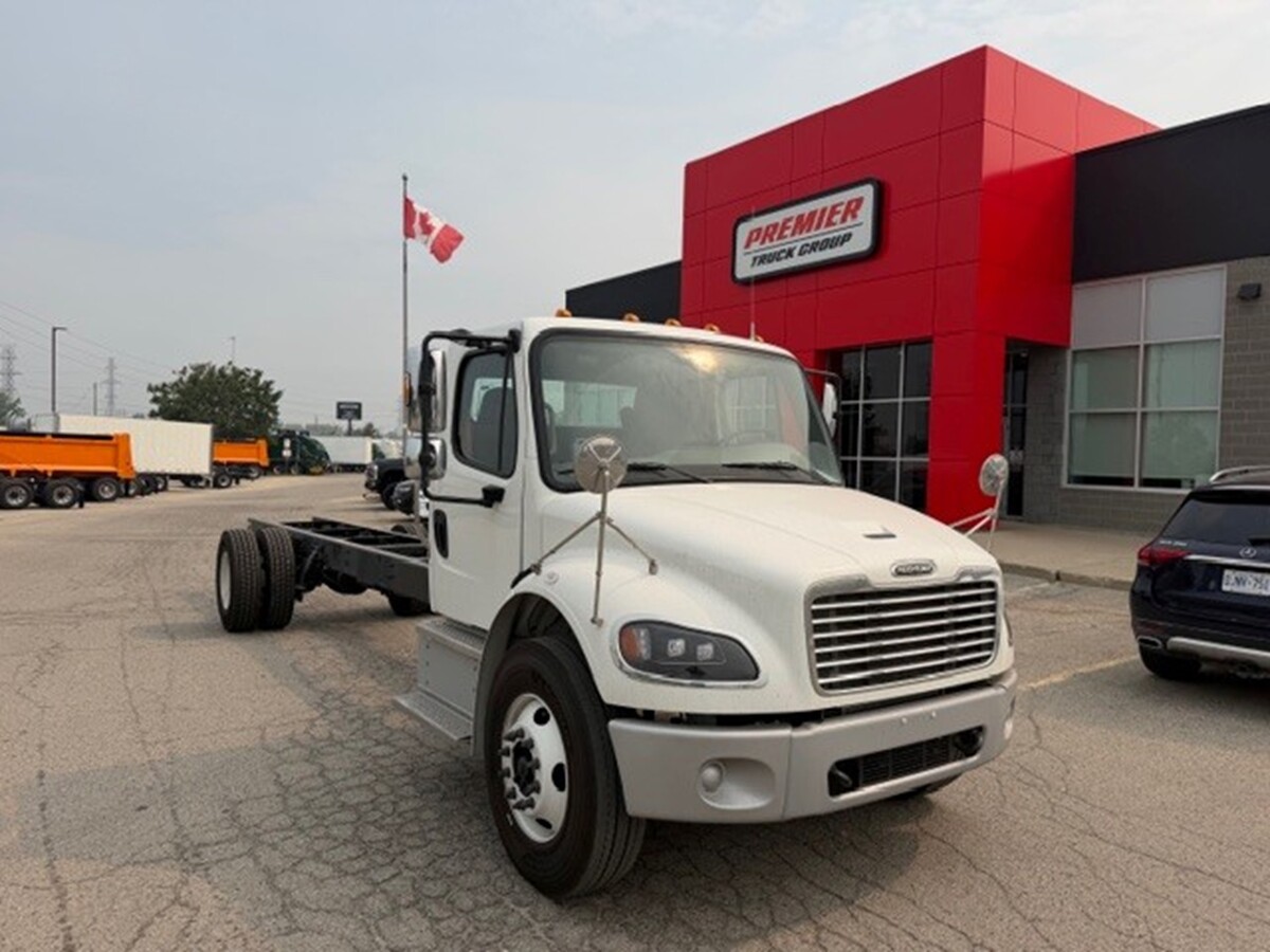 2027 FREIGHTLINER M2 106
