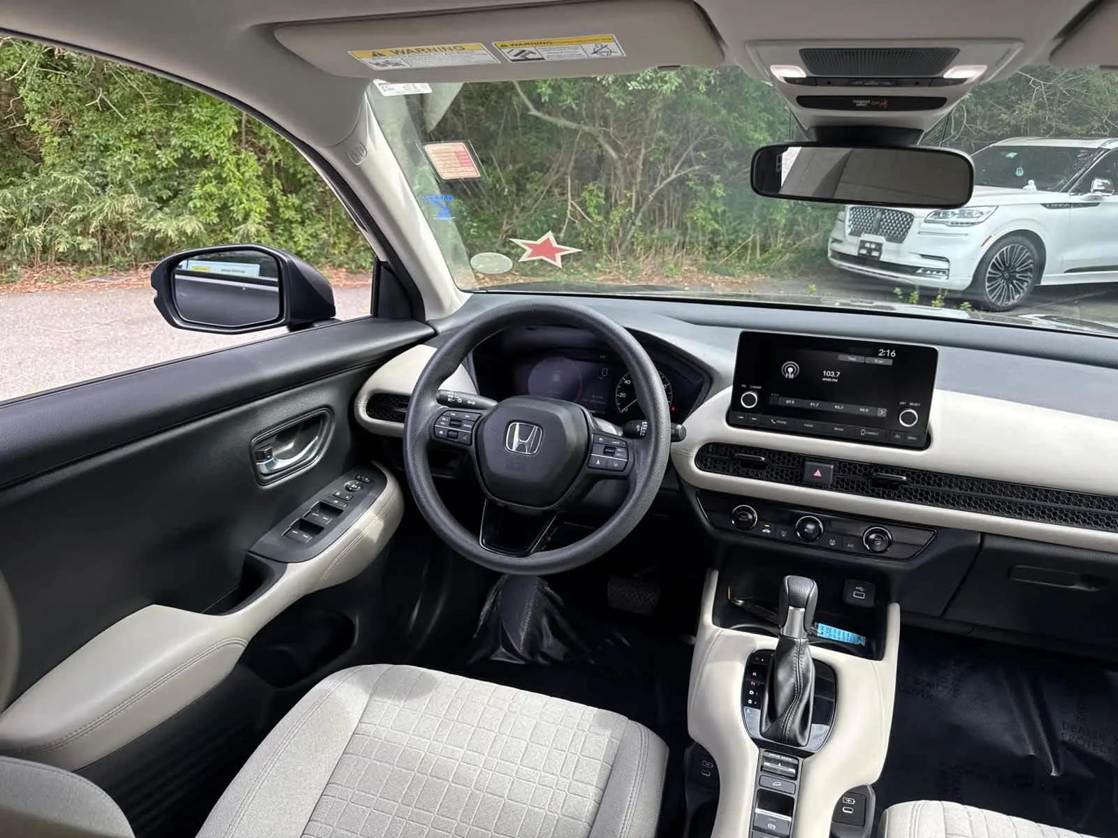 2024 Honda HR-V LX photo 32