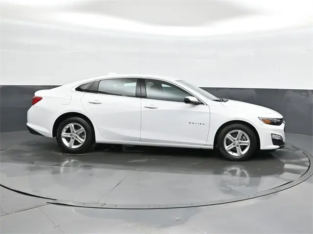 Used 2024 Chevrolet Malibu 1LT with VIN 1G1ZD5ST6RF115916 for sale in Tulsa, OK