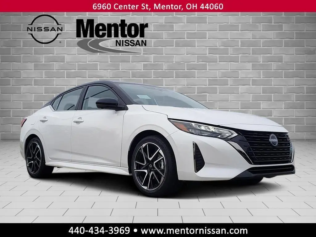 2025 Nissan Sentra SR's photo