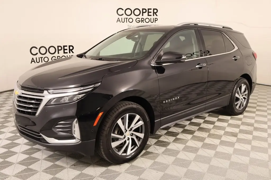 2023 Chevrolet Equinox Premier photo 2