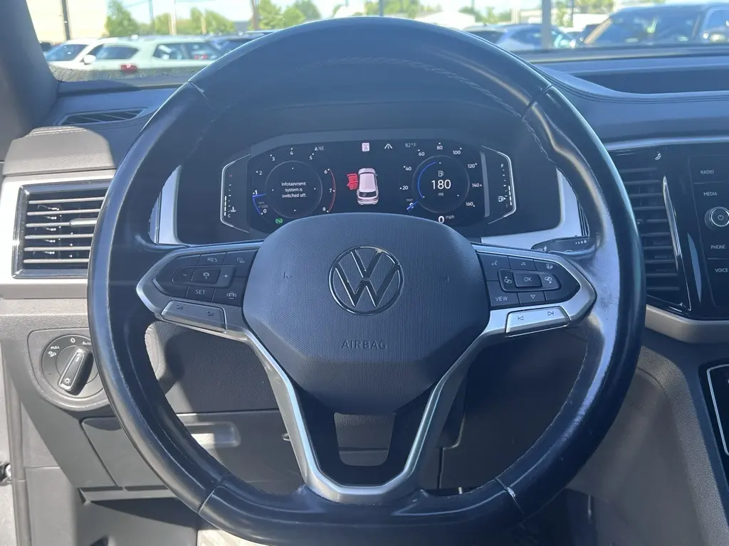 2020 Volkswagen Atlas Cross Sport V6 SEL Premium photo 15