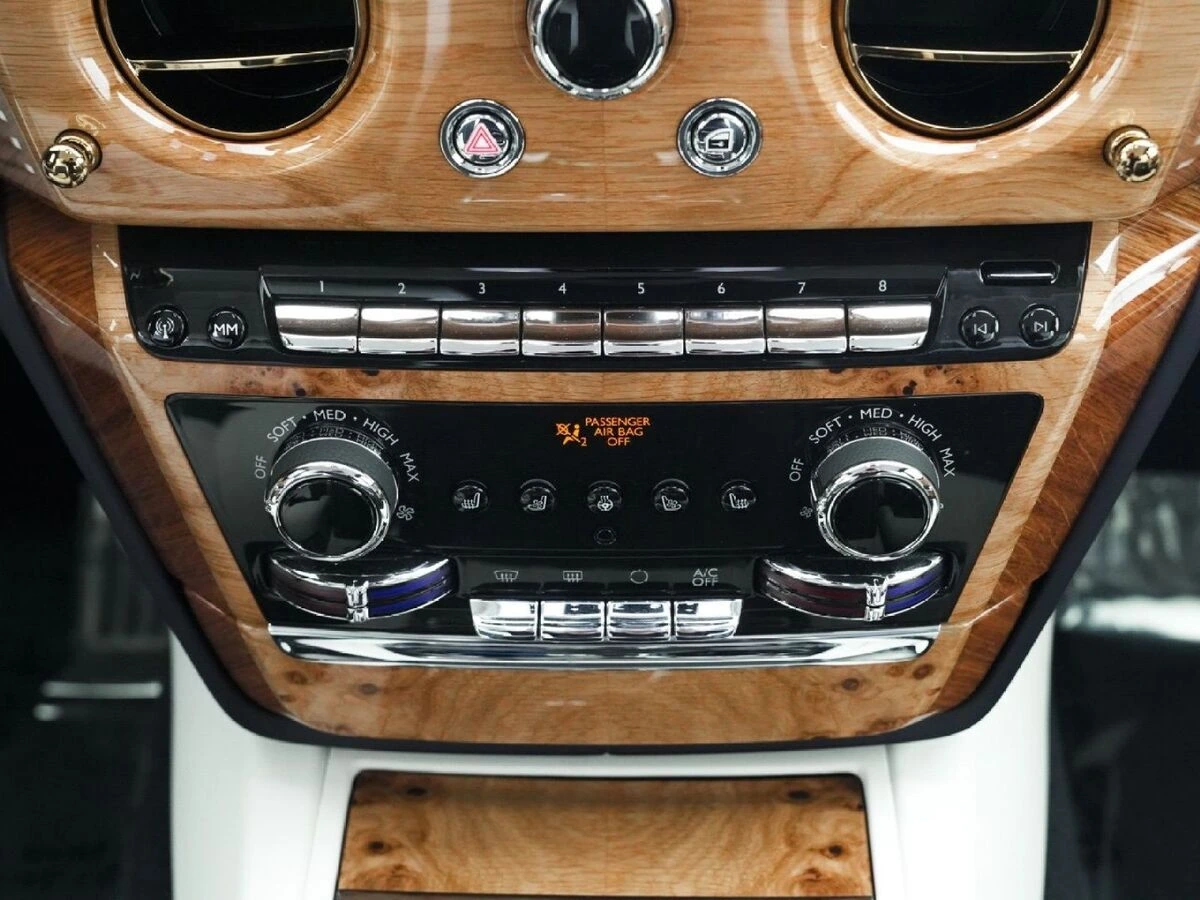 2026 Rolls-Royce Phantom Base - Photo 24
