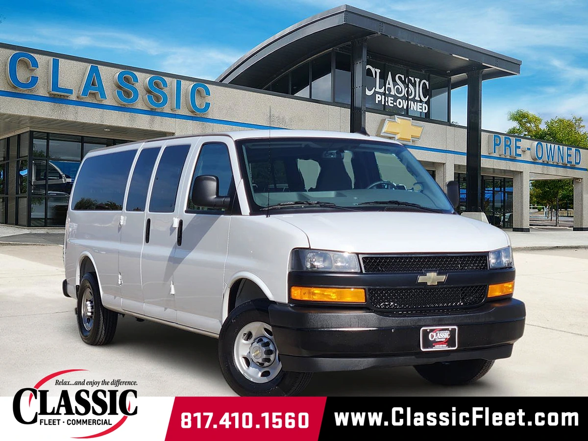 2025 Chevrolet Express Passenger