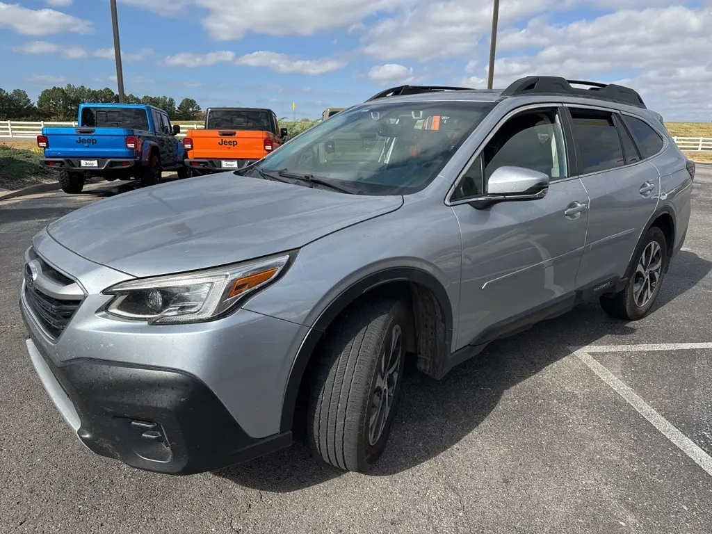 2021 Subaru Outback Limited XT photo 2
