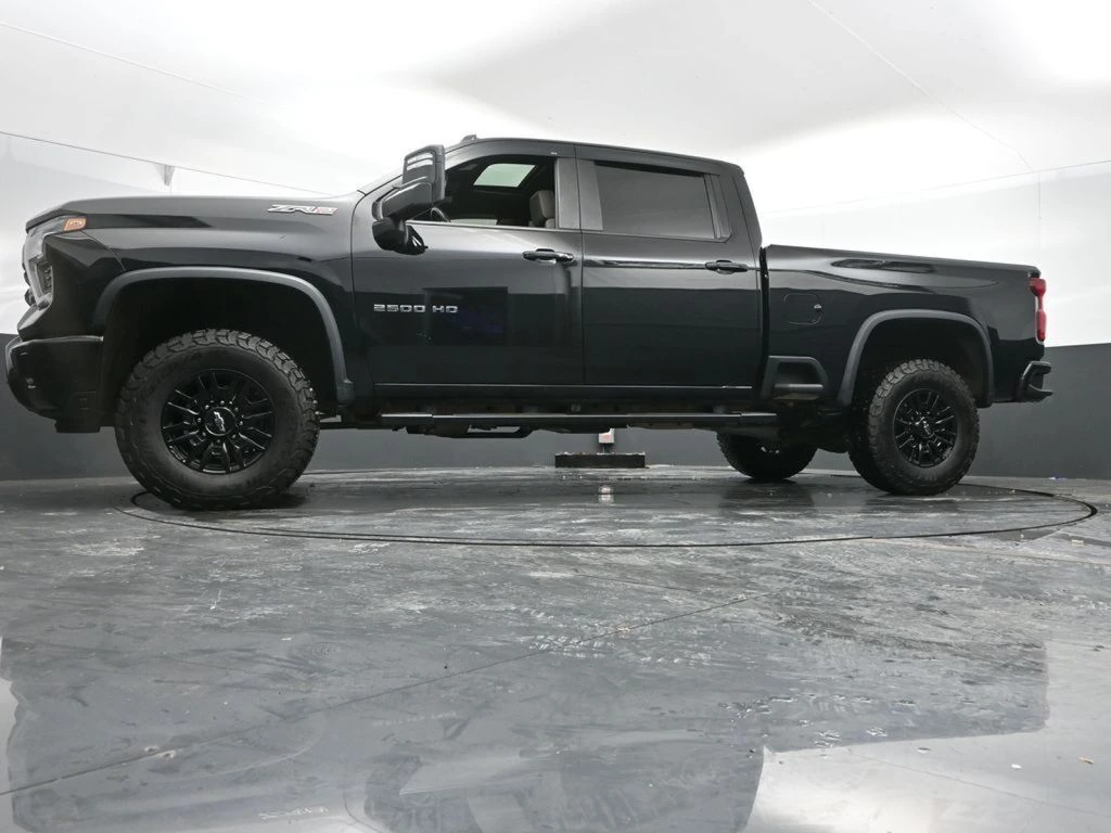 2024 Chevrolet Silverado 2500HD ZR2 - Photo 50
