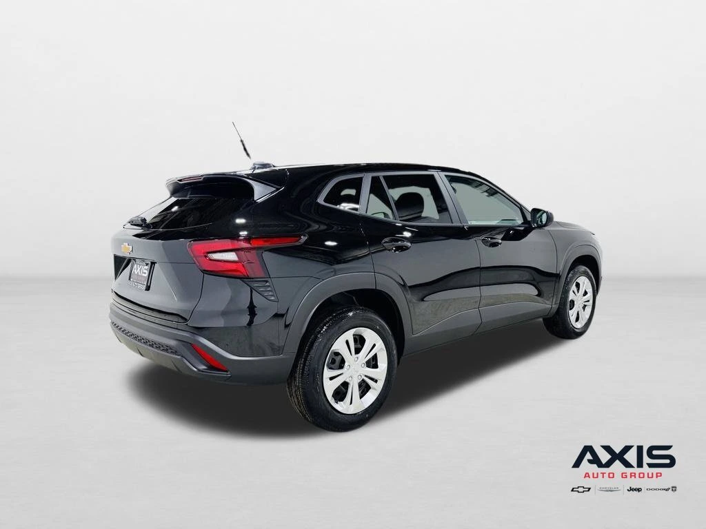 2026 Chevrolet Trax LS - Photo 8