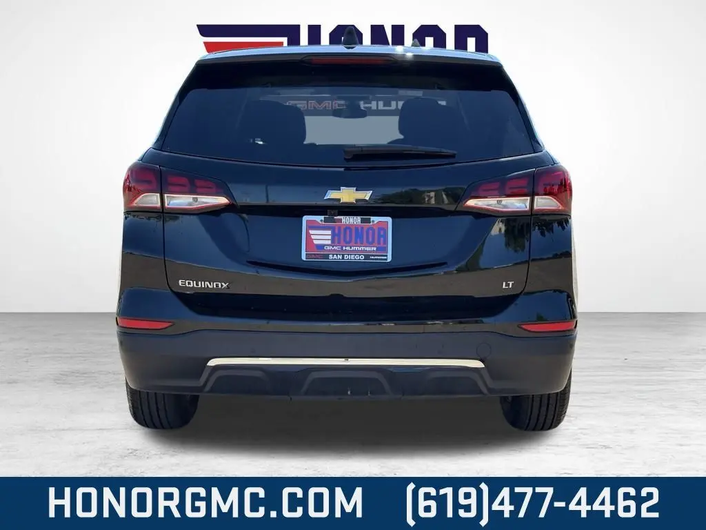 2024 Chevrolet Equinox LT photo 4