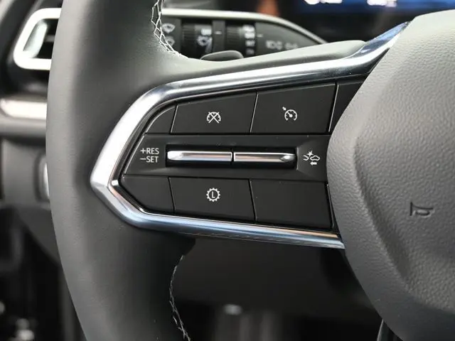 2026 Chevrolet Traverse 2LT photo 23
