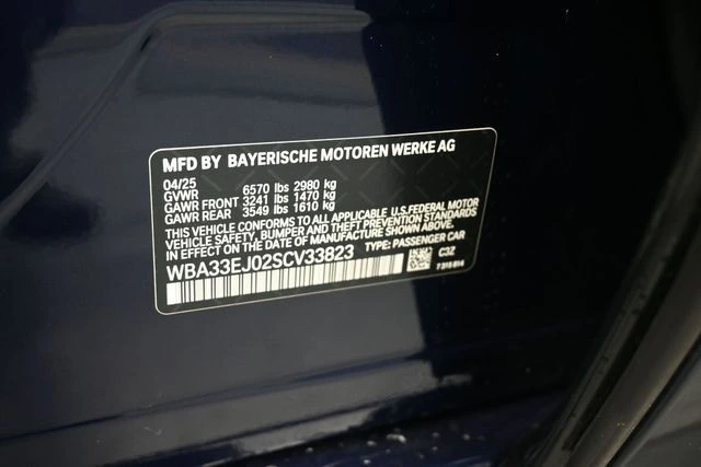 2025 BMW 7 Series 760i - Photo 18