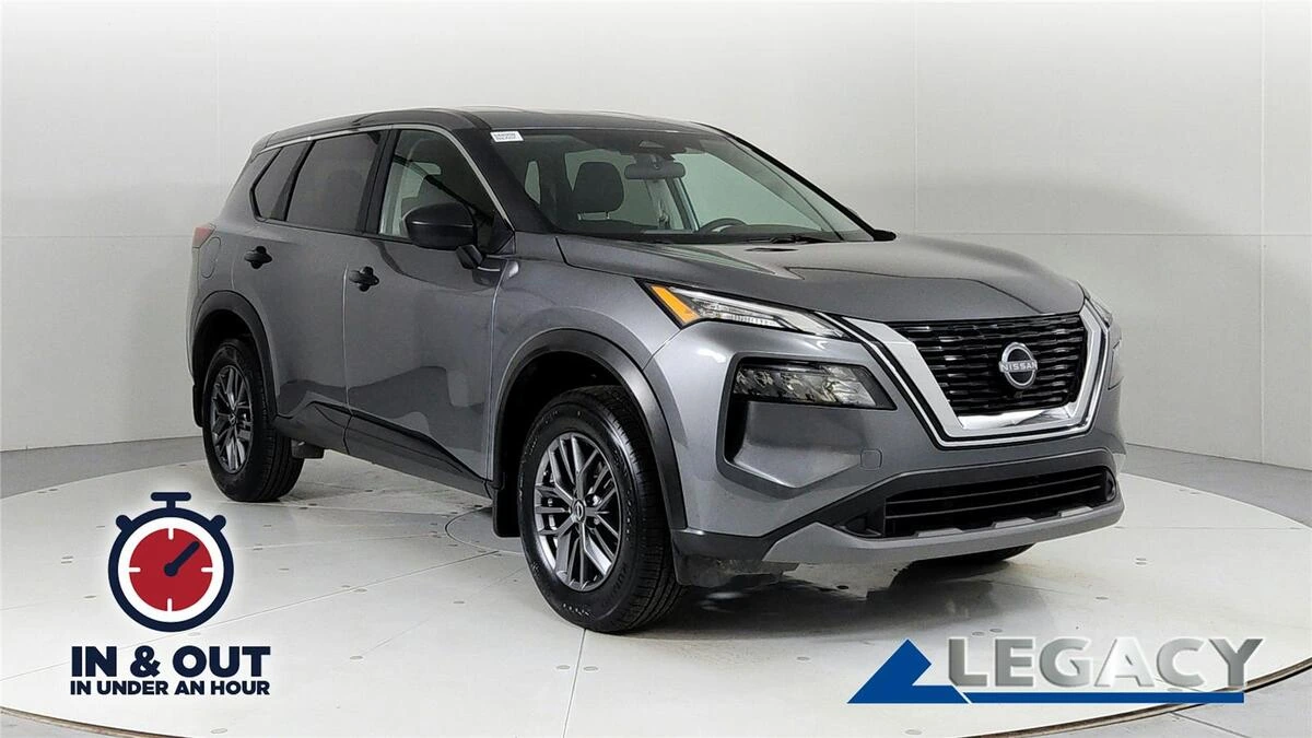 2023 Nissan Rogue S's photo