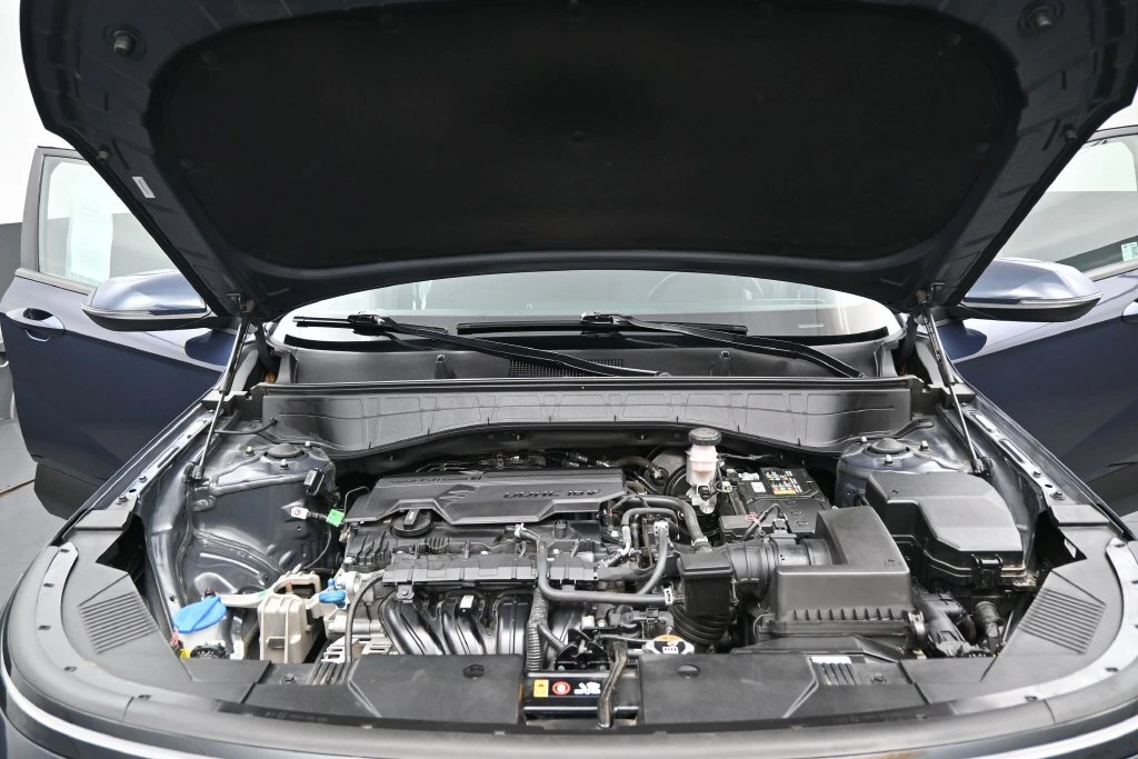 2025 Hyundai Kona SEL - Photo 31