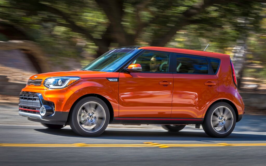 orange 2019 Kia Soul