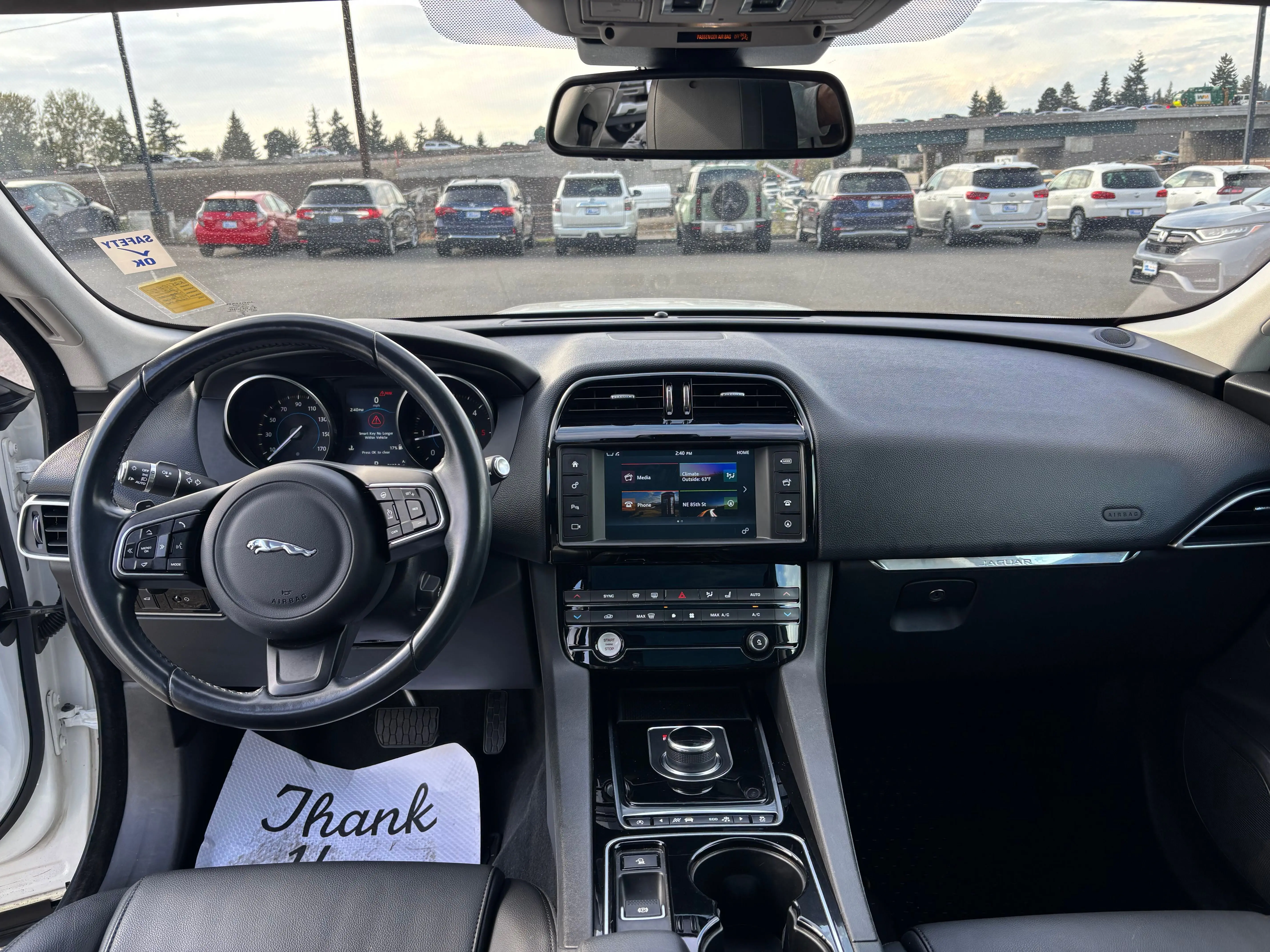 2017 Jaguar F-PACE Premium photo 4