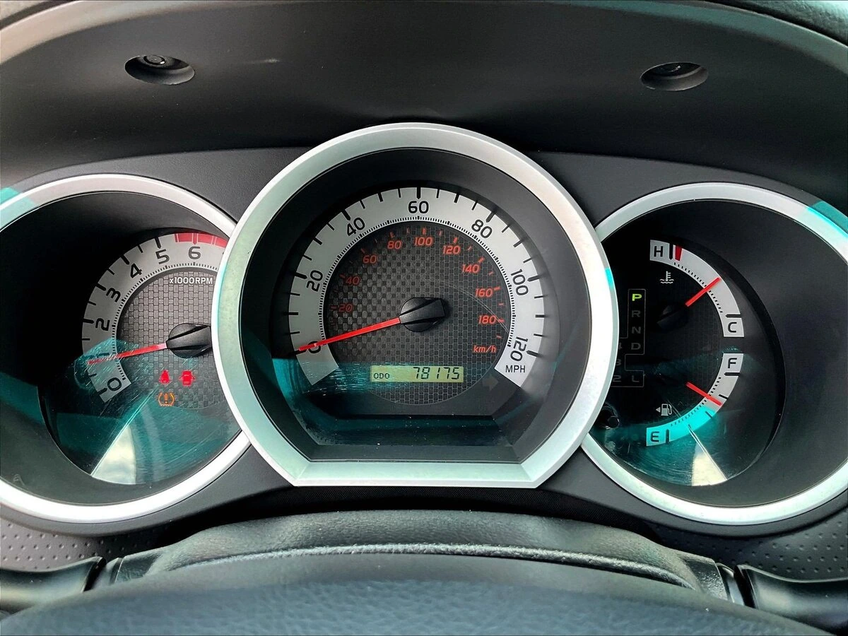 2015 Toyota Tacoma PreRunner - Photo 13