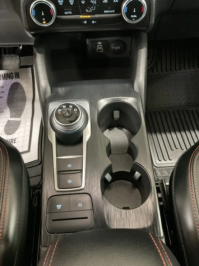 2025 Ford Escape ST-Line photo 19