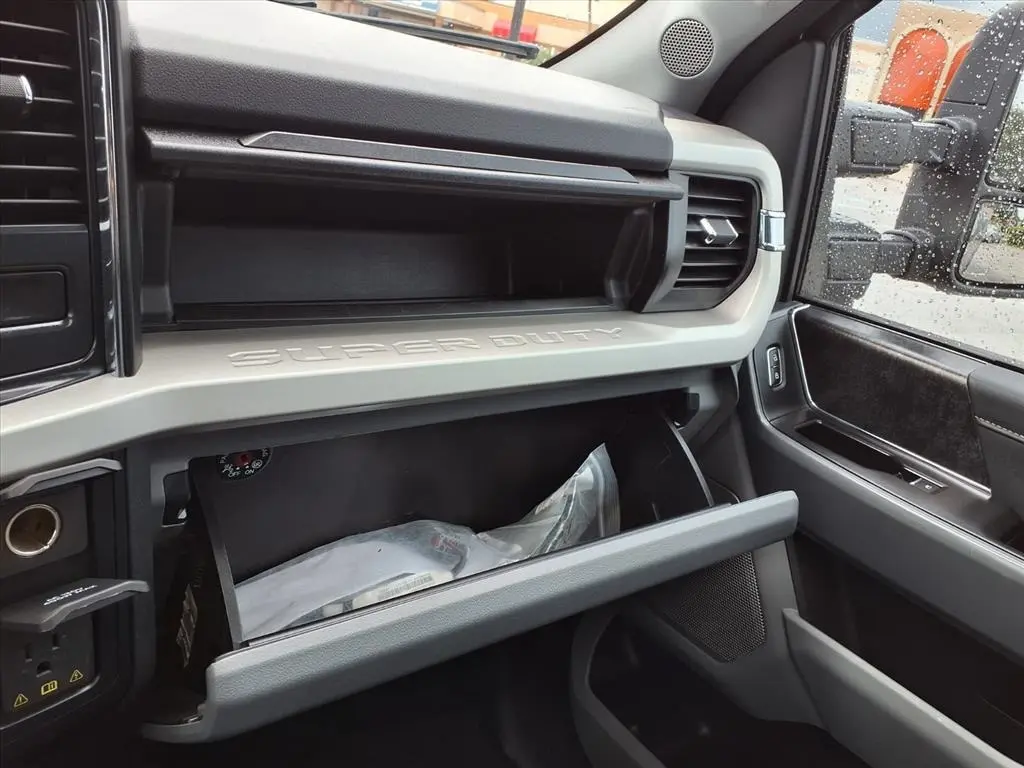 2023 Ford F-250 photo 34