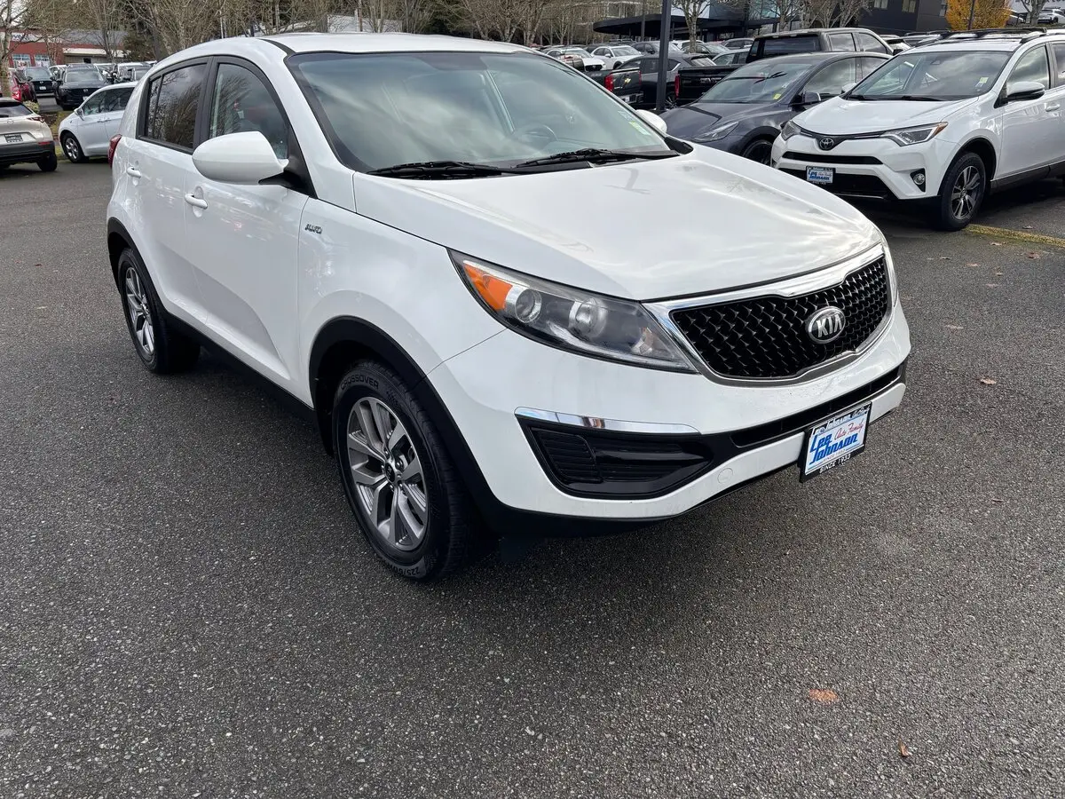 2015 Kia Sportage LX photo 3