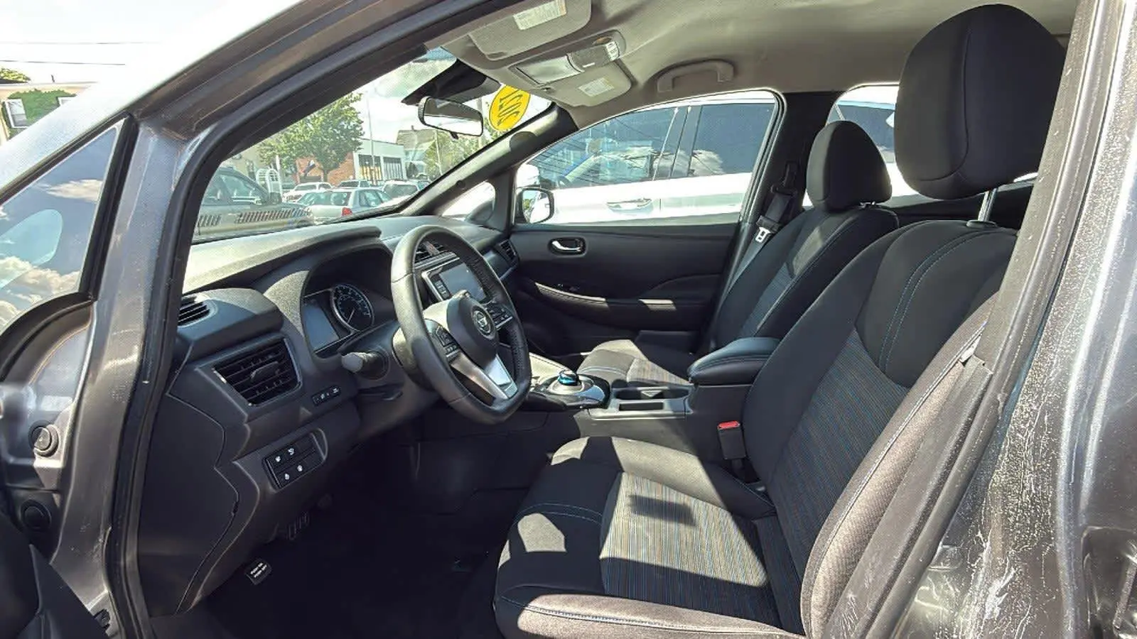 2021 Nissan Leaf SV Plus photo 16
