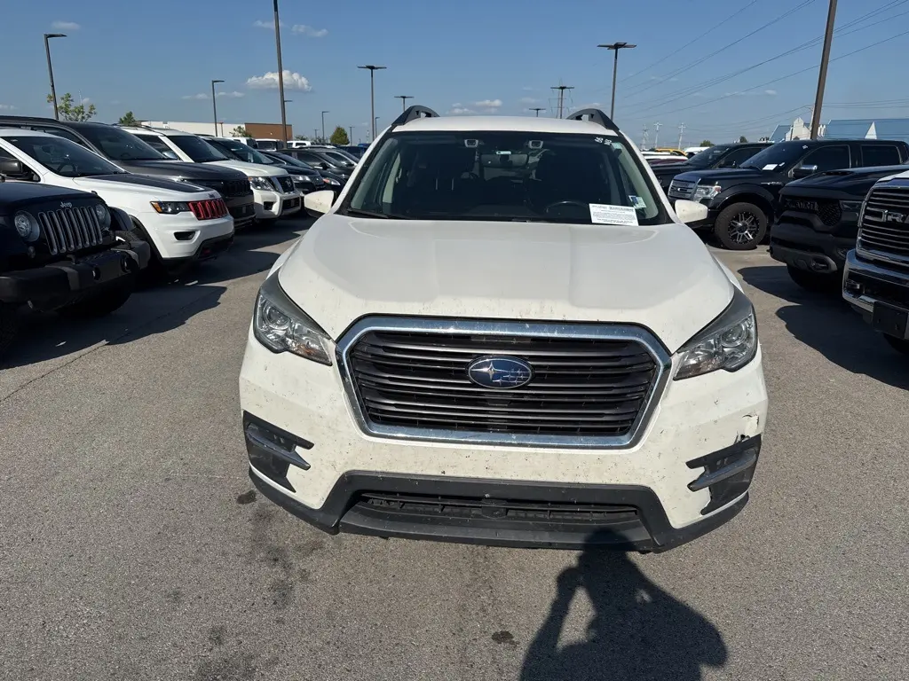 2019 Subaru Ascent Premium photo 2