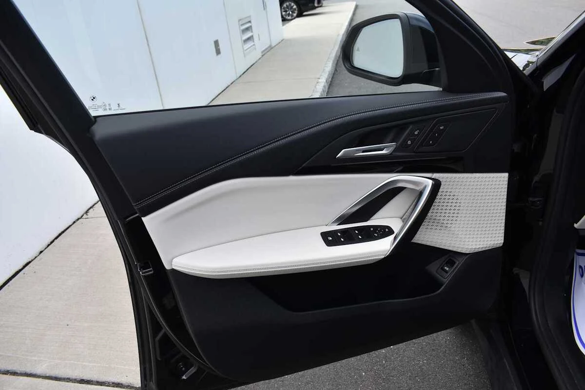 2026 BMW X2 28i - Photo 13