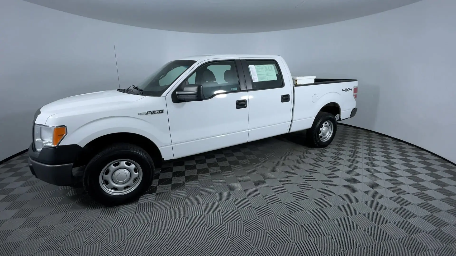 2013 Ford F-150 XL photo 4