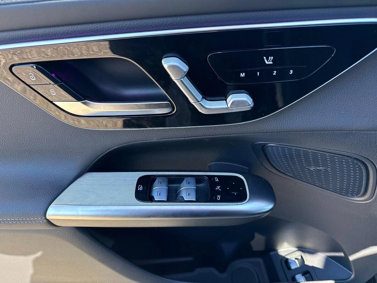 2025 Mercedes-Benz GLC Base - Photo 20