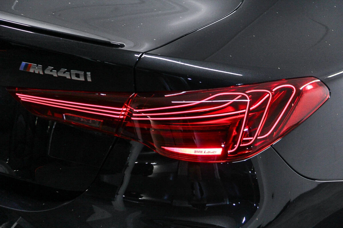 2026 BMW 4 Series M440i - Photo 7