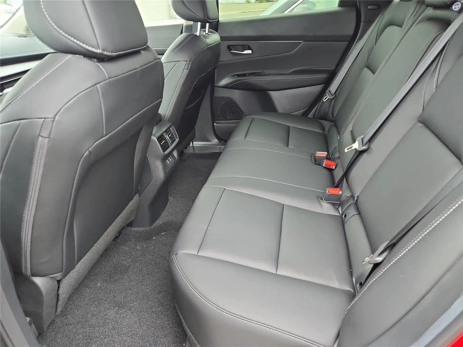 2025 Nissan Murano SV photo 3