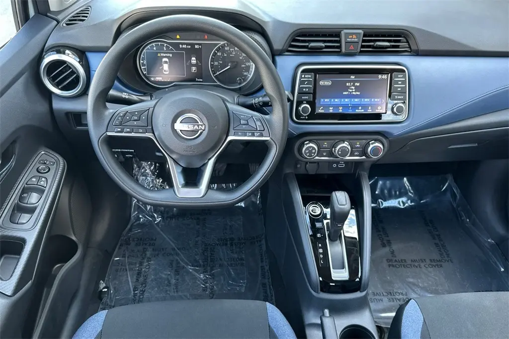 2025 Nissan Versa 1.6 SV photo 14