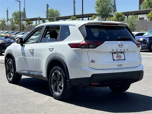 2026 Nissan Rogue SV photo 3