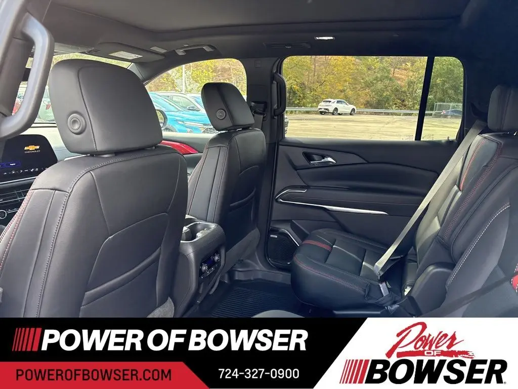 2026 Chevrolet Traverse RS photo 2