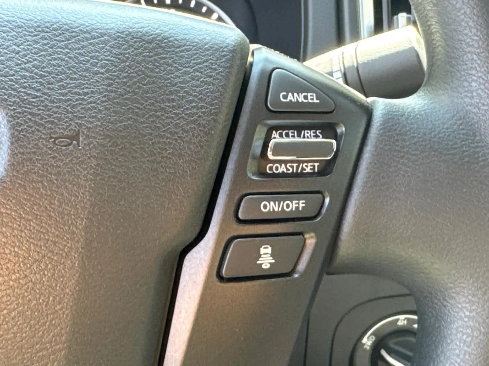 2025 Nissan Frontier SV photo 20