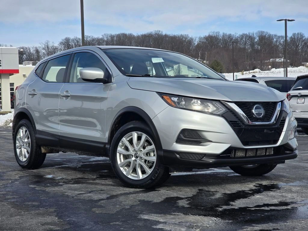 2022 Nissan Rogue Sport S