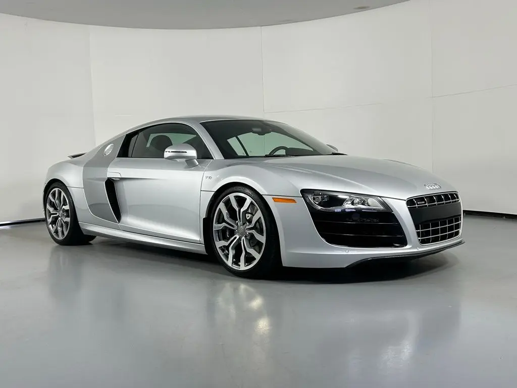 2012 Audi R8 Base's photo
