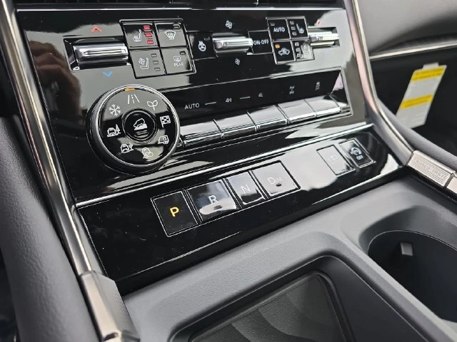 2026 Nissan Armada PRO-4X - Photo 33
