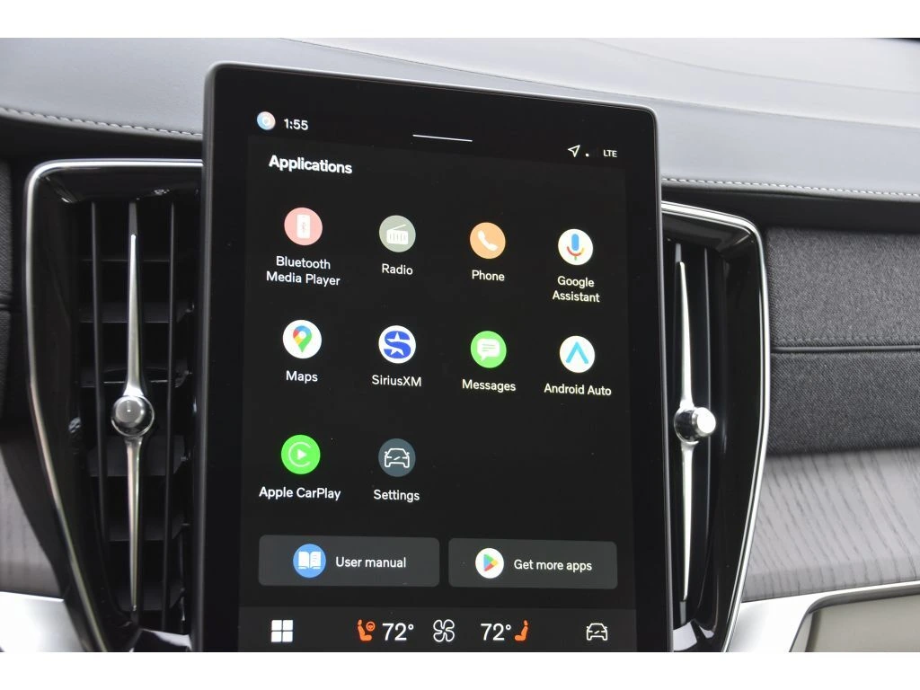 2026 Volvo - image 19