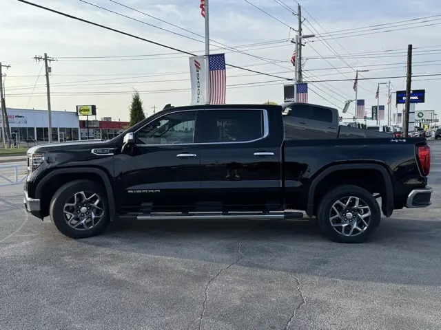 2022 Gmc Sierra 1500 SLT photo 4