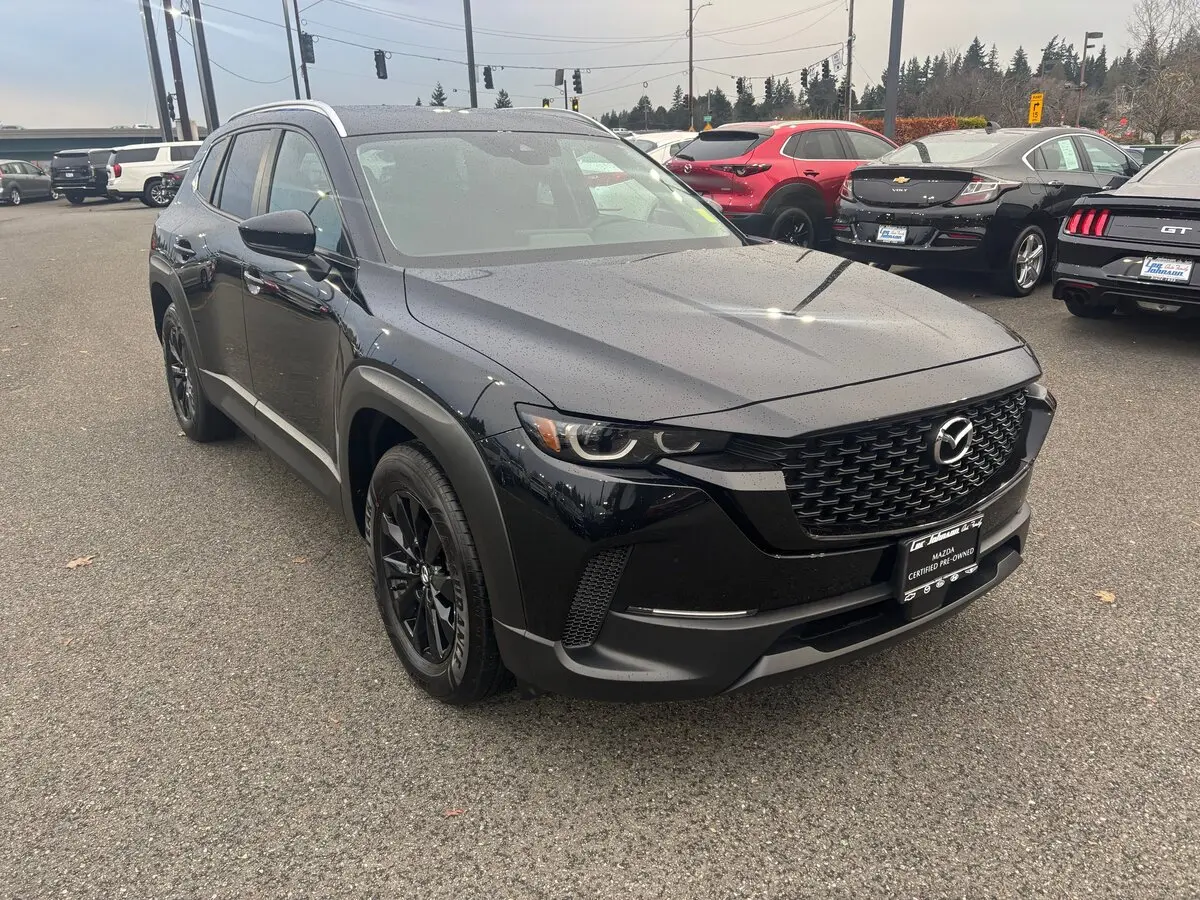 2023 Mazda CX-50 2.5 Preferred Plus photo 3