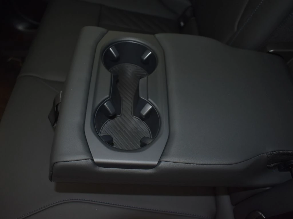 2026 BMW X3 30 - Photo 17