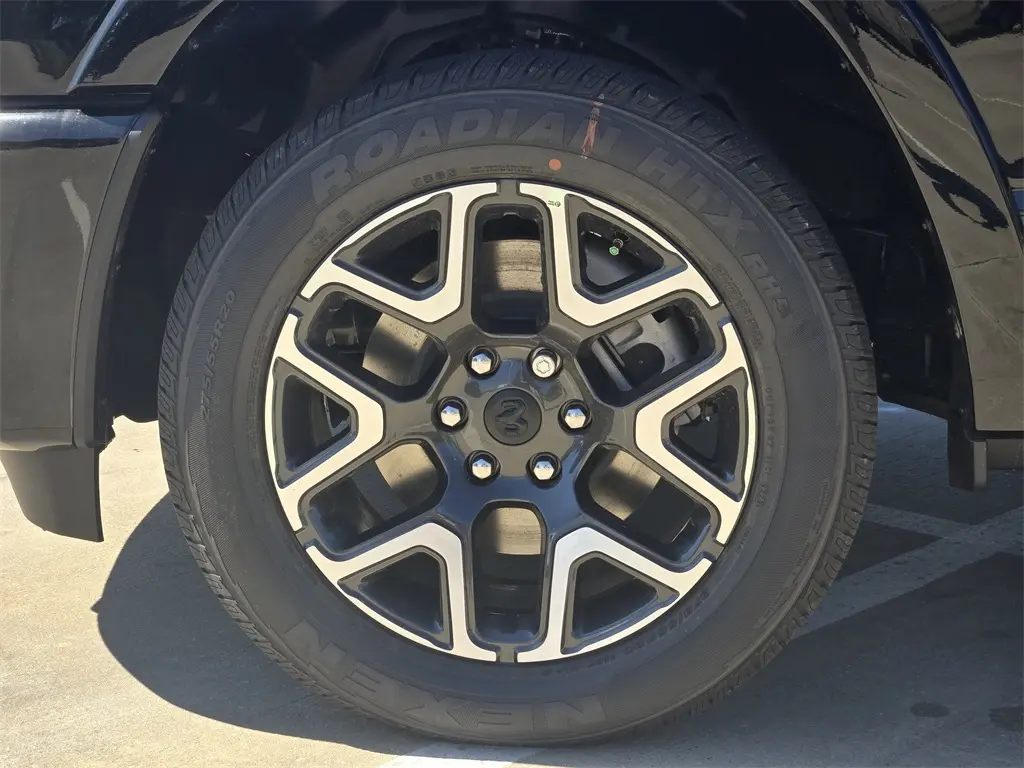 2026 Ram 1500 Laramie photo 10