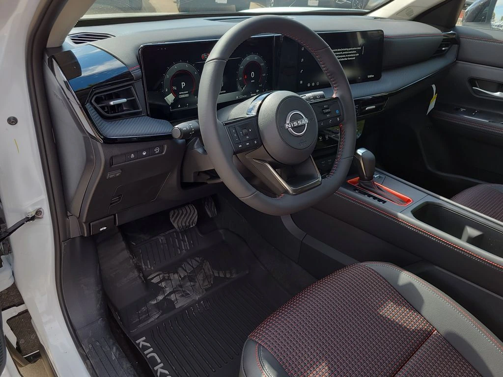 2026 Nissan KICKS SR - Photo 13