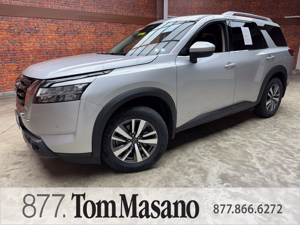 2024 Nissan Pathfinder SL